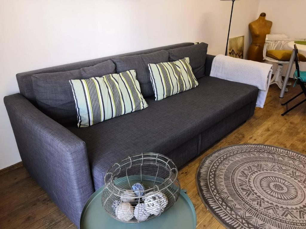 City Square Apartment room 2